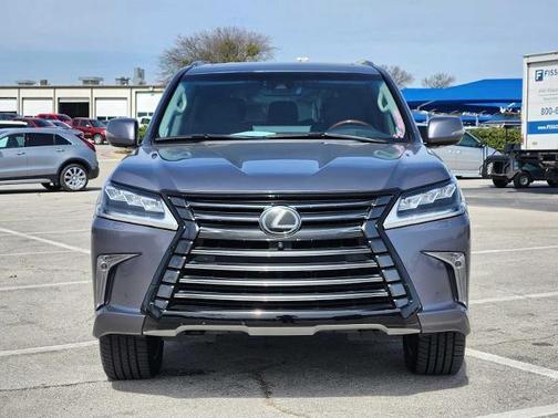 2018 Lexus LX 570 Base