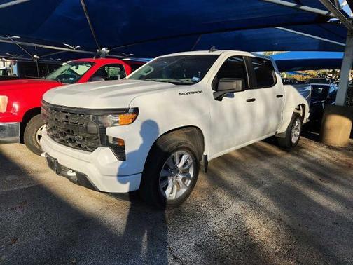 2022 Chevrolet Silverado 1500 Custom