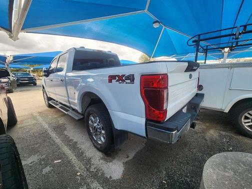 Oxford White 2021 Ford F-250 Lariat
