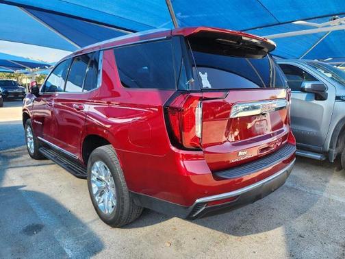 Volcanic Red Tintcoat 2023 GMC Yukon SLT