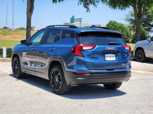 Downpour Metallic 2024 GMC Terrain SLE