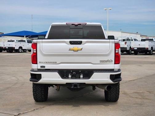 2024 Chevrolet Silverado 2500 High Country