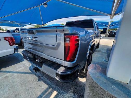 Sterling Metallic 2025 GMC Sierra 2500 Denali Ultimate