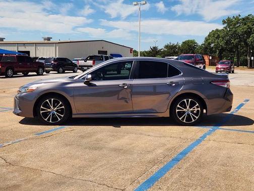 Predawn Gray Mica 2019 Toyota Camry LE