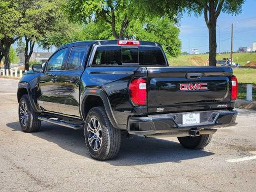 Onyx Black 2024 GMC Canyon AT4