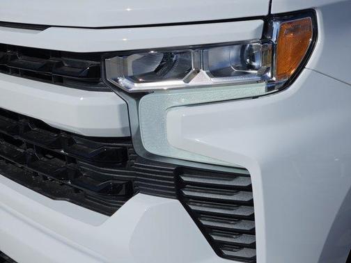 Summit White 2026 Chevrolet Silverado 1500 RST