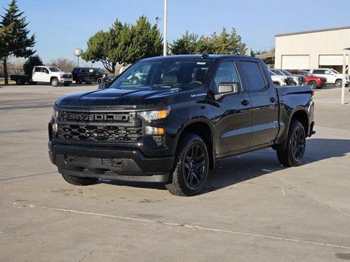 Black 2026 Chevrolet Silverado 1500 Custom