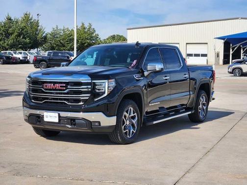 Onyx Black 2025 GMC Sierra 1500 SLT