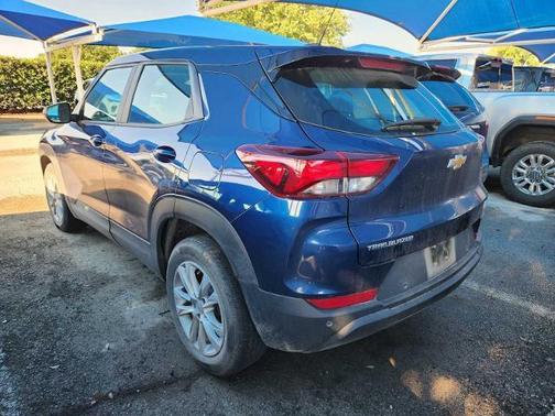 Blue Glow Metallic 2022 Chevrolet Trailblazer LS