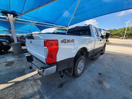 Oxford White 2022 Ford F-250 XL