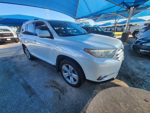 Blizzard Pearl 2013 Toyota Highlander Limited