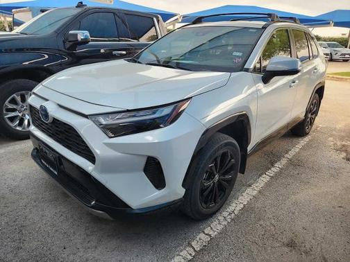 2024 Toyota RAV4 Hybrid SE