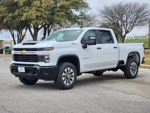 2026 Chevrolet Silverado 2500 Custom