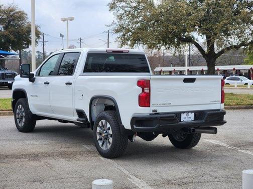 2026 Chevrolet Silverado 2500 Custom
