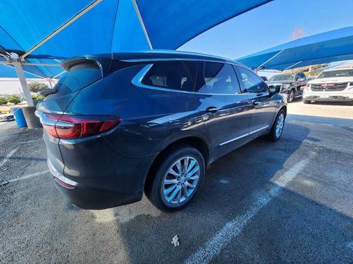 2021 Buick Enclave FWD Essence