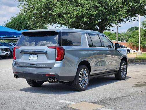 Sterling Metallic 2023 GMC Yukon XL Denali Ultimate