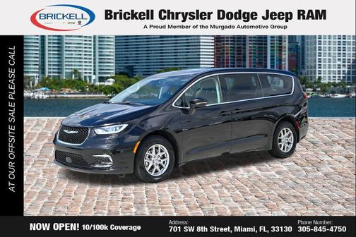 Diamond Black Crystal Pearlcoat 2024 Chrysler Pacifica Touring L