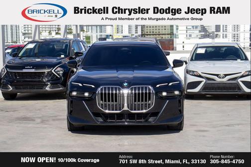 Black Sapphire Metallic 2024 BMW 740 740i