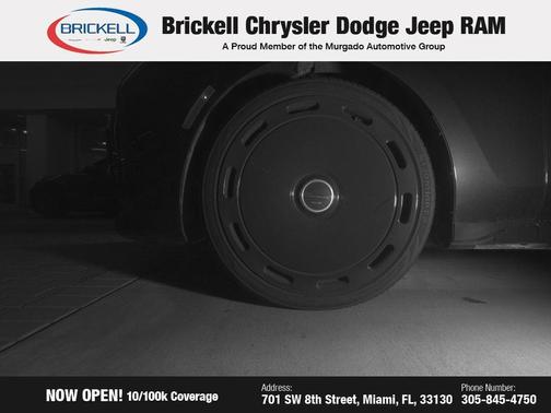 Black Sapphire Metallic 2024 BMW 740 740i