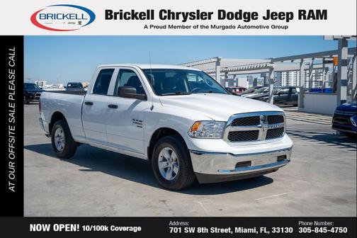 Bright White Clearcoat 2024 RAM 1500 Classic SLT