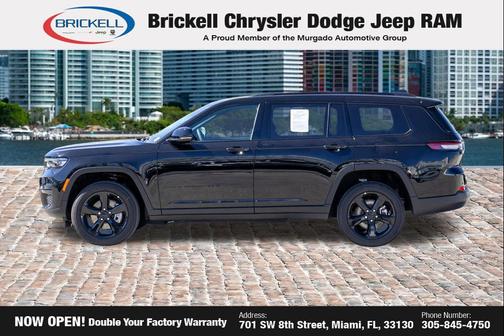 Diamond Black Crystal Pearlcoat 2025 Jeep Grand Cherokee L Altitude