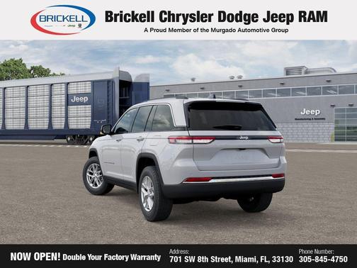 2025 Jeep Grand Cherokee Laredo