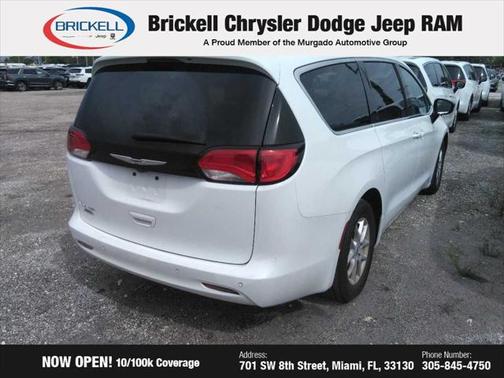 2024 Chrysler Voyager LX