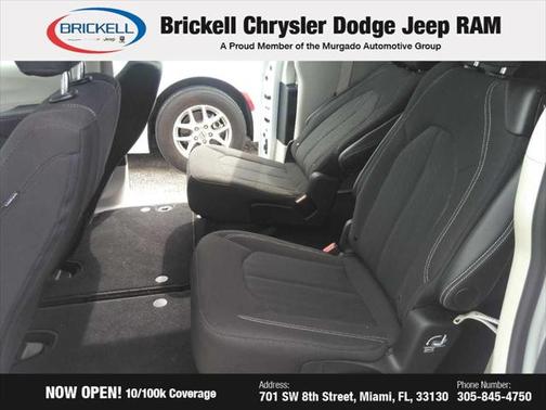 2024 Chrysler Voyager LX