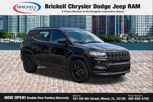 Diamond Black Crystal Pearlcoat 2026 Jeep Compass Latitude