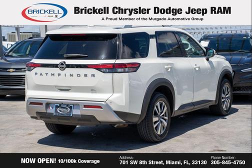 2023 Nissan Pathfinder SL FWD