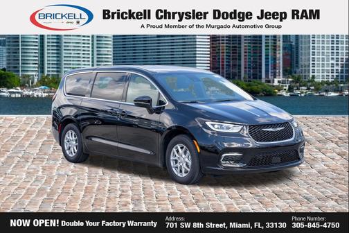 Diamond Black Crystal Pearlcoat 2026 Chrysler Pacifica L