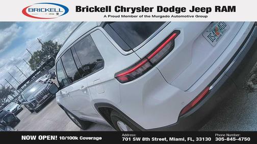 2023 Jeep Grand Cherokee L Laredo