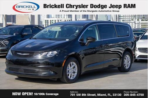 2022 Chrysler Voyager LX