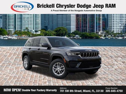 Diamond Black Crystal Pearlcoat 2026 Jeep Grand Cherokee Laredo
