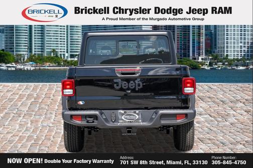 Black Clearcoat 2026 Jeep Gladiator Sport
