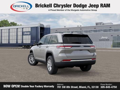 2025 Jeep Grand Cherokee Laredo