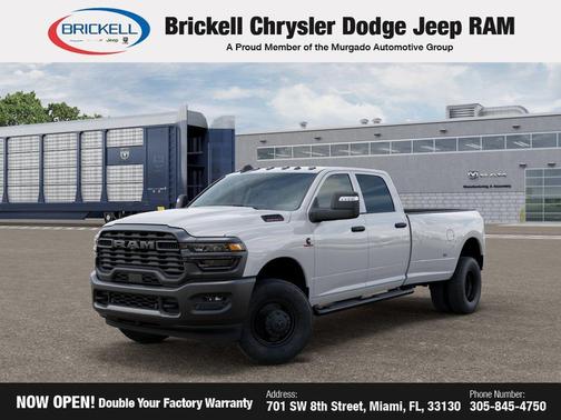 Bright White Clearcoat 2026 RAM 3500 Tradesman Crew Cab 4x4 8' Box