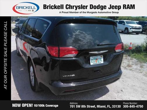 2022 Chrysler Voyager LX