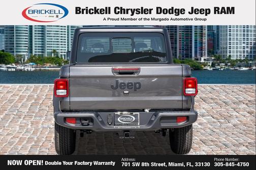 Granite Crystal Metallic Clearcoat 2026 Jeep Gladiator Sport