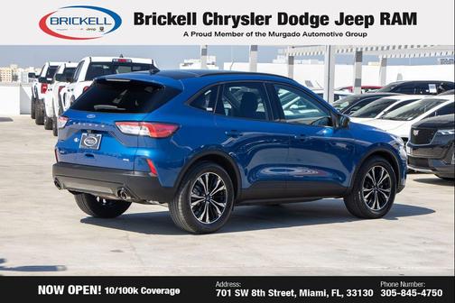 ATLAS BLUE METALLIC 2022 Ford Escape SE