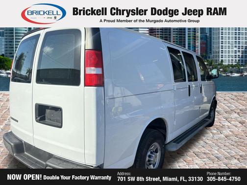 Summit White 2021 Chevrolet Express 2500 RWD 2500 Regular Wheelbase WT