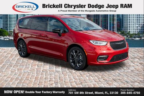 Red Hot Pearlcoat 2026 Chrysler Pacifica L