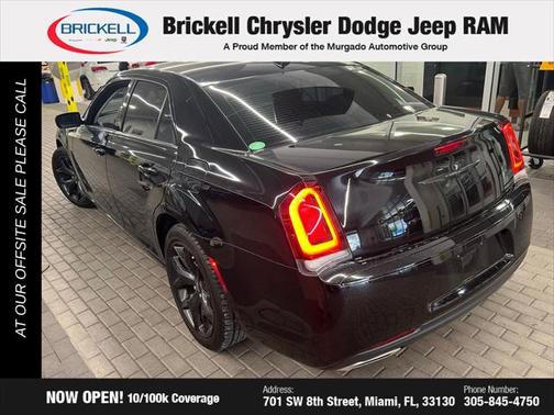 2023 Chrysler 300 Touring