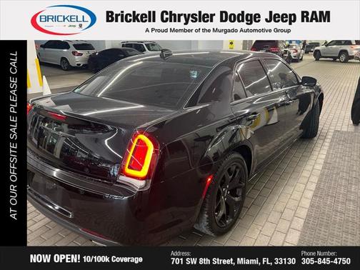 2023 Chrysler 300 Touring