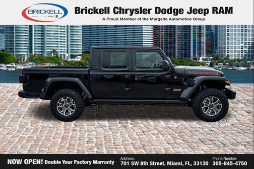 Black Clearcoat 2026 Jeep Gladiator Mojave X 4x4