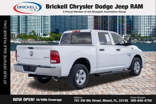 Bright White Clearcoat 2023 RAM 1500 Classic SLT