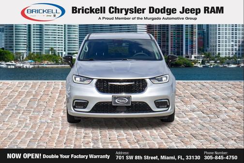 Silver Mist Clearcoat 2024 Chrysler Pacifica Touring L