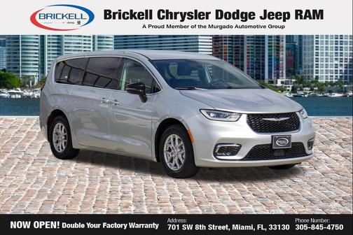 Silver Mist Clearcoat 2024 Chrysler Pacifica Touring L