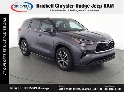 Magnetic Gray Metallic 2023 Toyota Highlander XLE