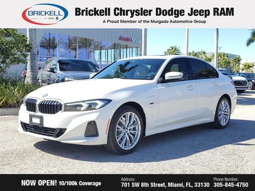 Alpine White 2023 BMW 330e 330e iPerformance